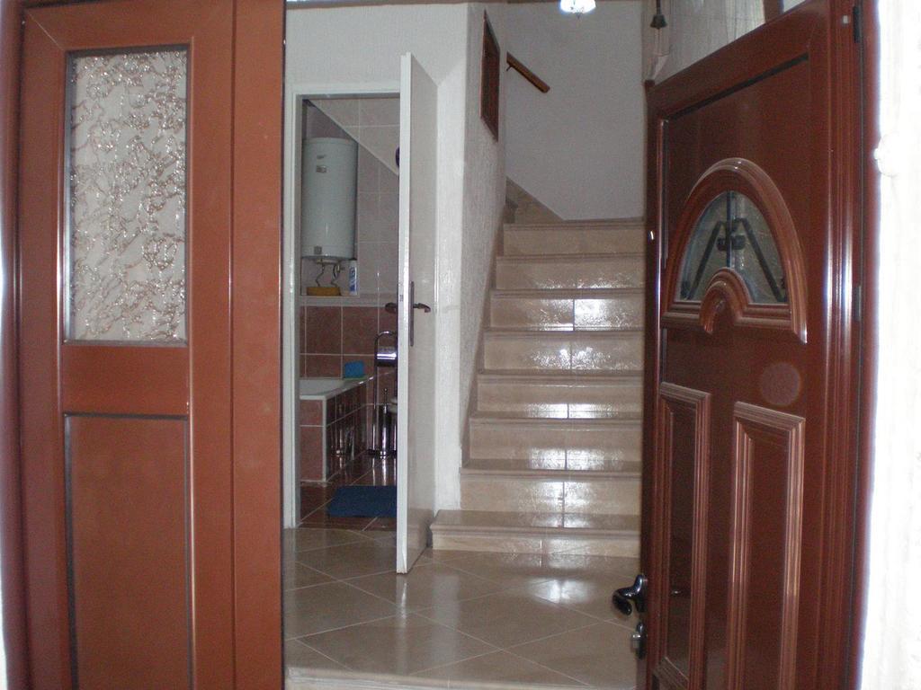 Holiday Home Stone House Perast Buitenkant foto